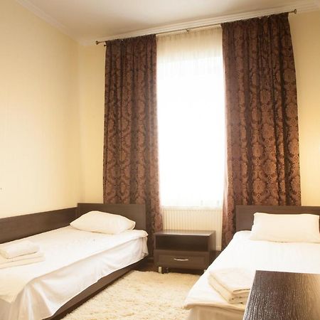 Solar Hotell Kropyvnytskyj Exteriör bild