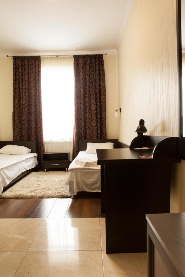 Solar Hotell Kropyvnytskyj Exteriör bild