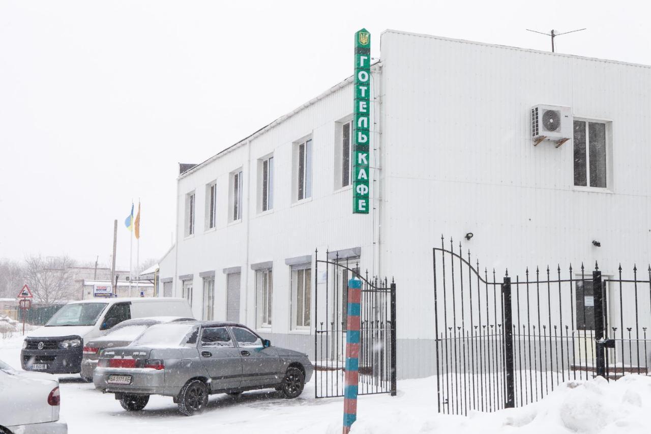 Solar Hotell Kropyvnytskyj Exteriör bild