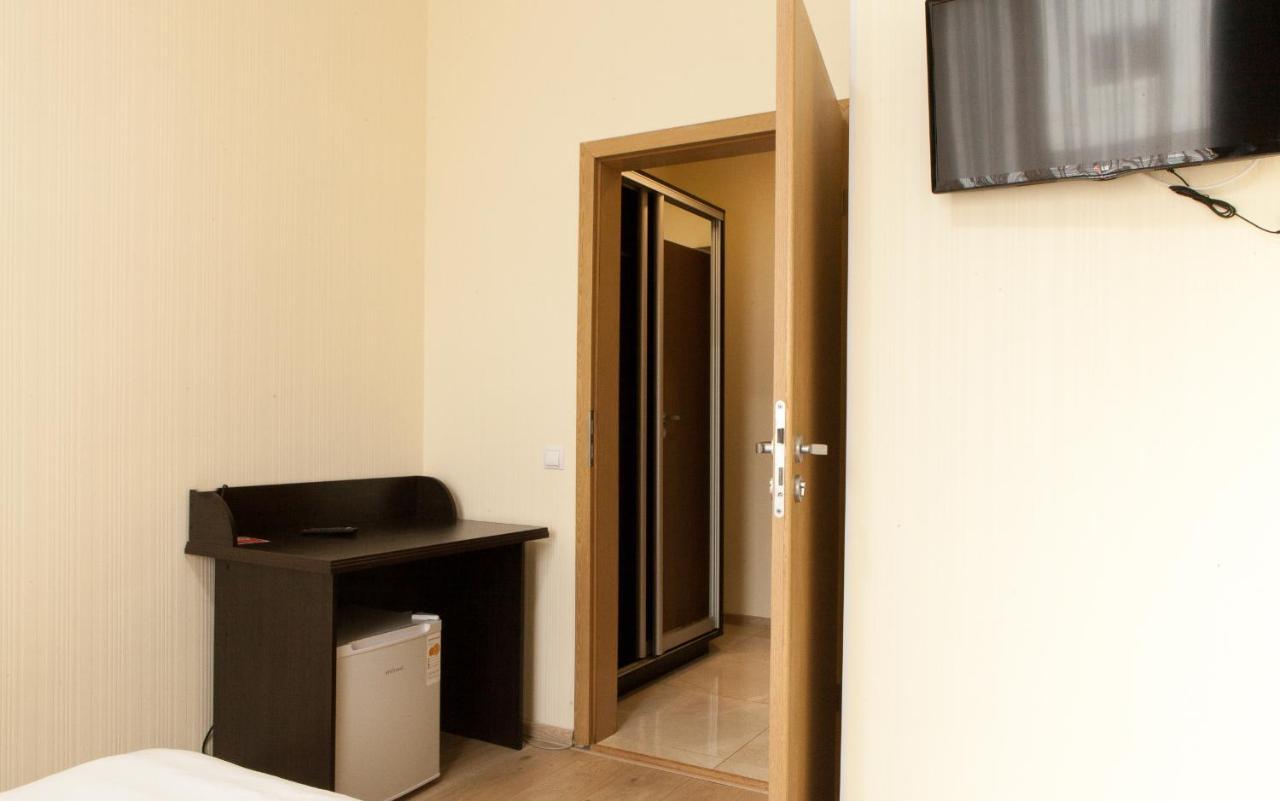 Solar Hotell Kropyvnytskyj Exteriör bild